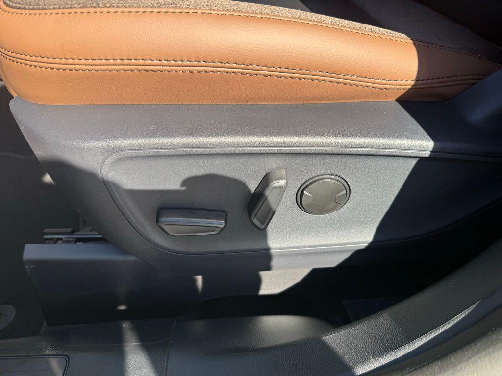 new 2025 Ford Bronco Sport car, priced at $37,277