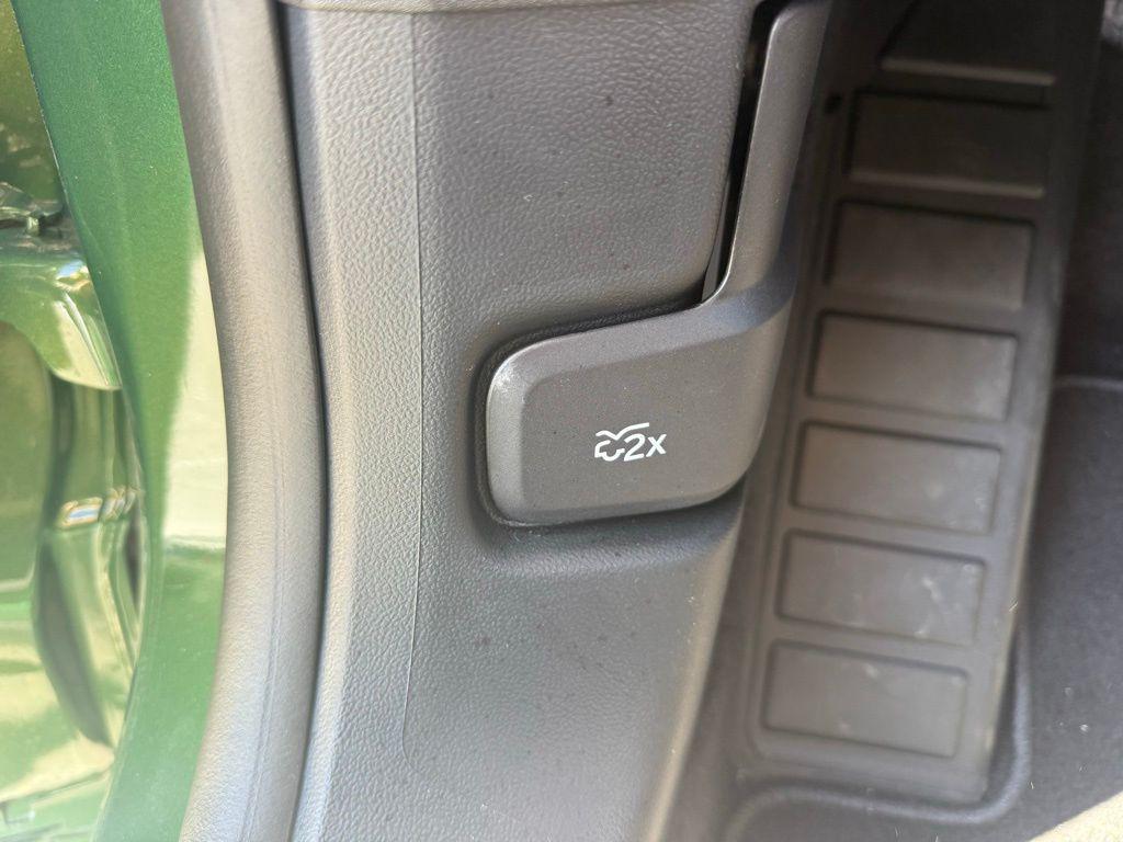 new 2025 Ford Bronco Sport car, priced at $37,277