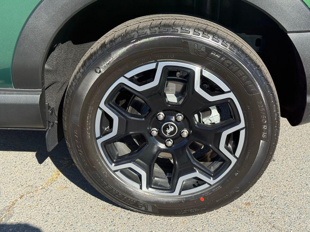 new 2025 Ford Bronco Sport car, priced at $37,277