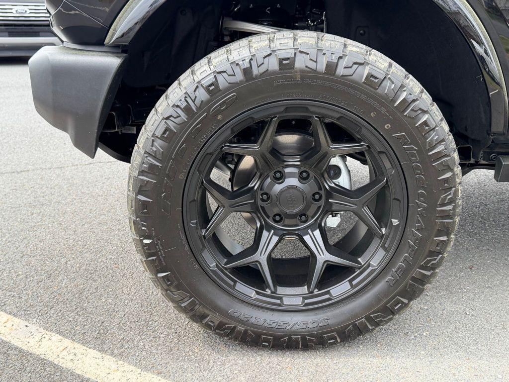new 2025 Ford Bronco car, priced at $76,777