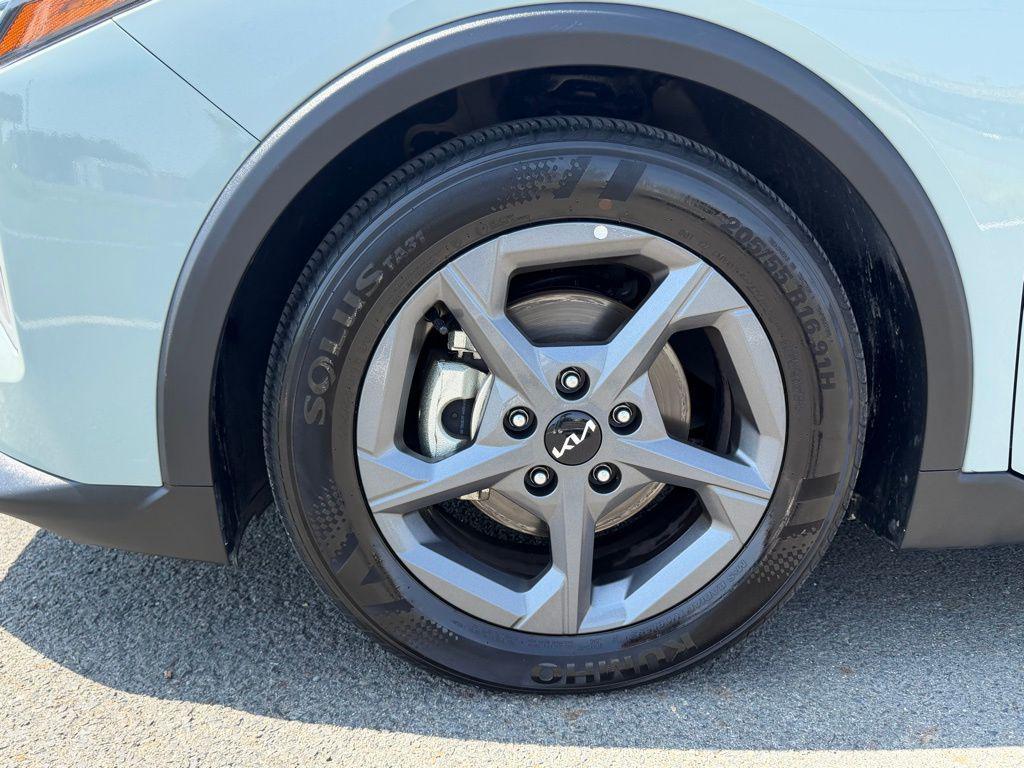 used 2025 Kia K4 car, priced at $19,777