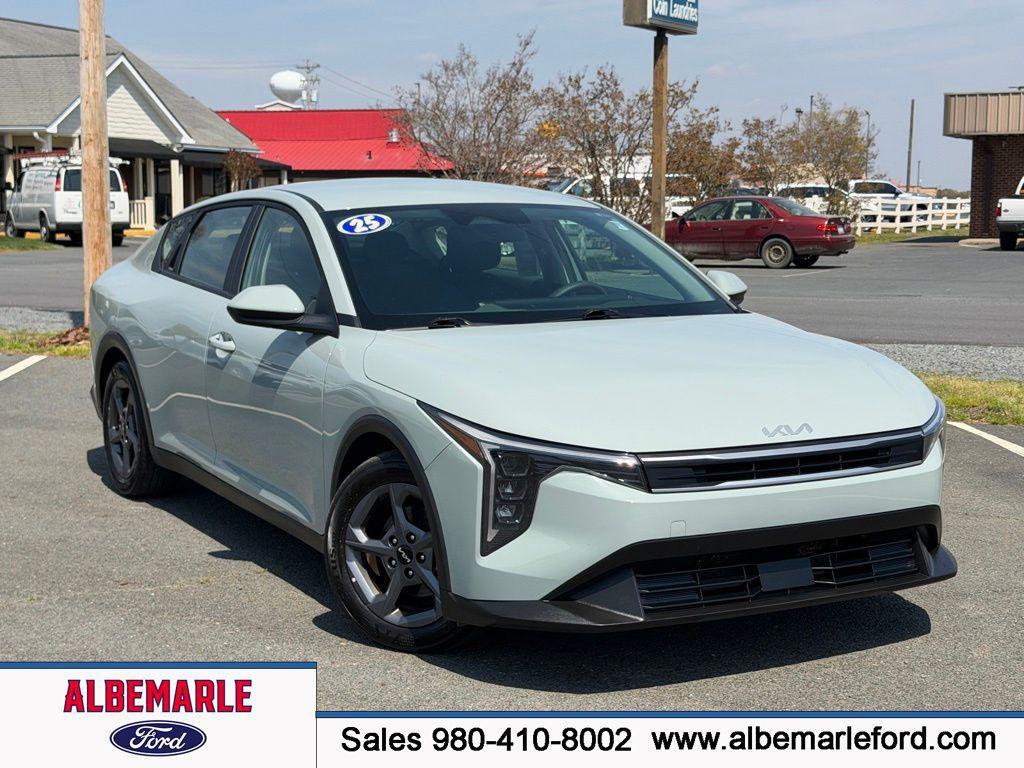 used 2025 Kia K4 car, priced at $19,777