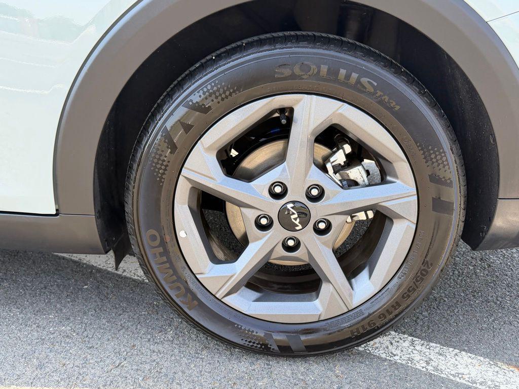 used 2025 Kia K4 car, priced at $19,777