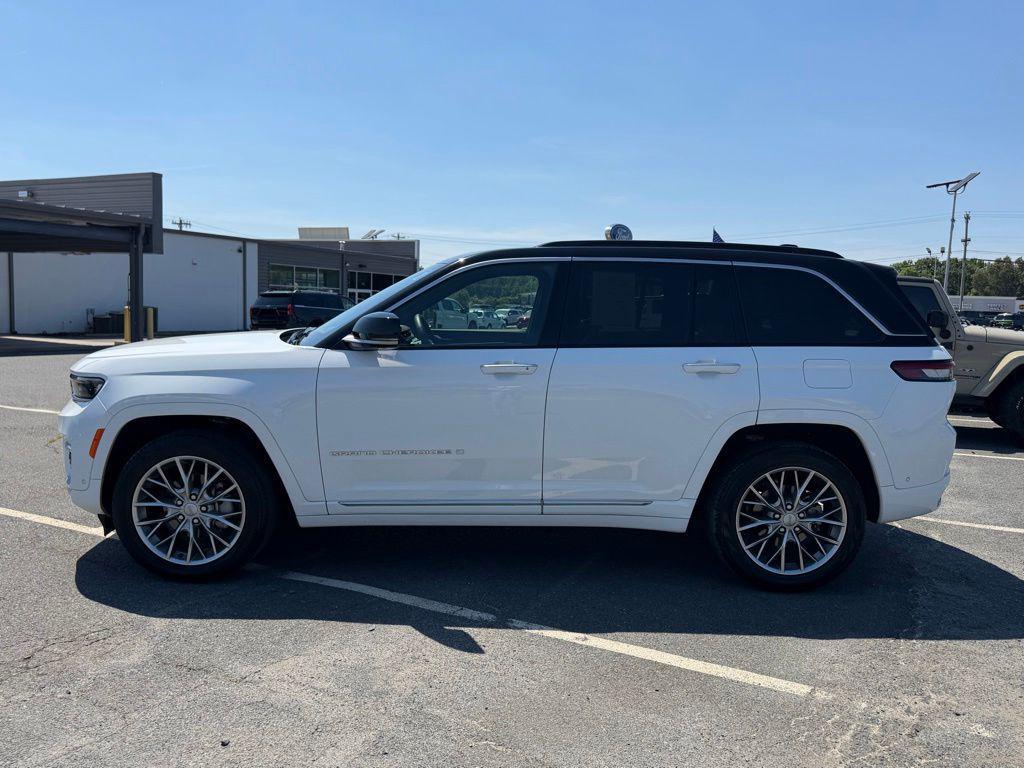 used 2025 Jeep Grand Cherokee car, priced at $48,777