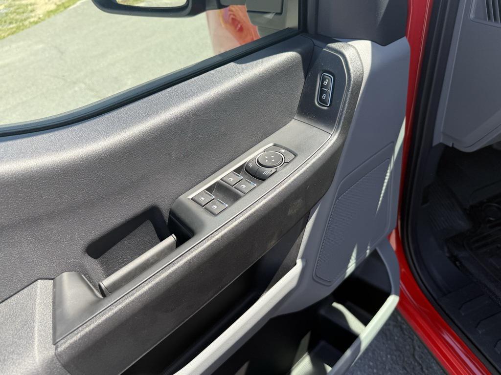 new 2025 Ford F-250 car, priced at $60,777