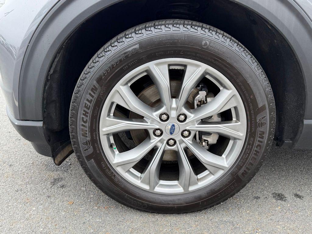 used 2023 Ford Explorer car, priced at $31,277