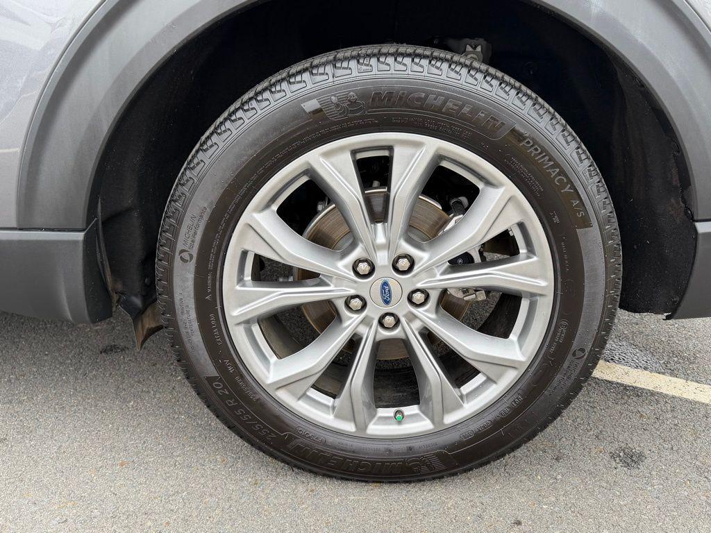 used 2023 Ford Explorer car, priced at $31,277