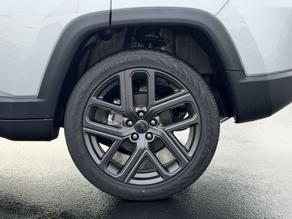 new 2026 Jeep Compass car, priced at $31,805