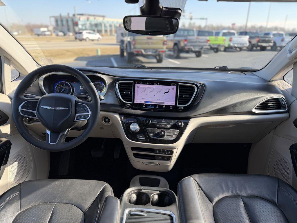 used 2022 Chrysler Pacifica car, priced at $23,311