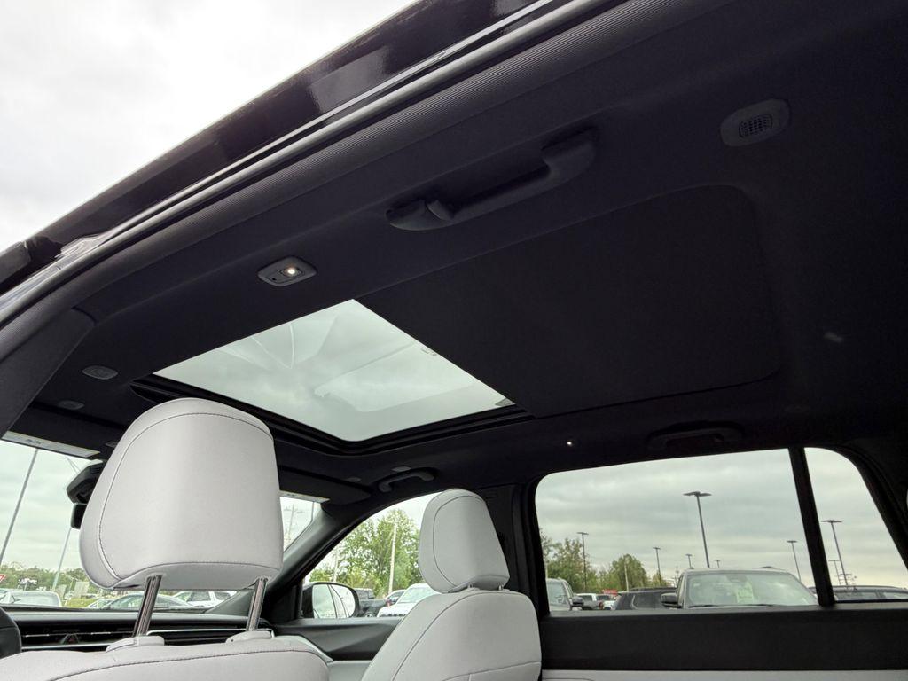 new 2026 Jeep Cherokee car, priced at $47,600