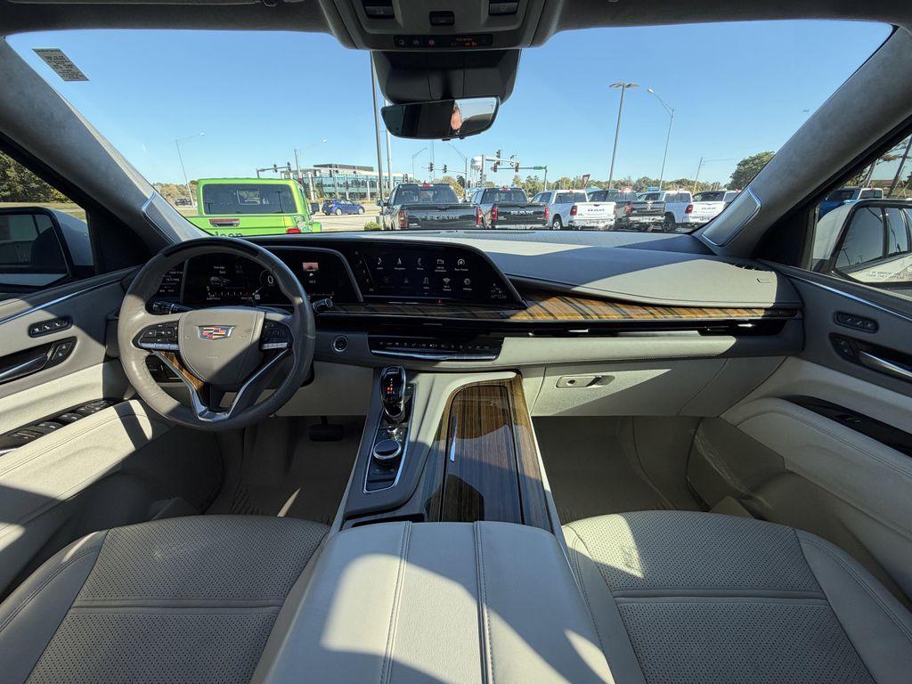 used 2021 Cadillac Escalade ESV car, priced at $58,980