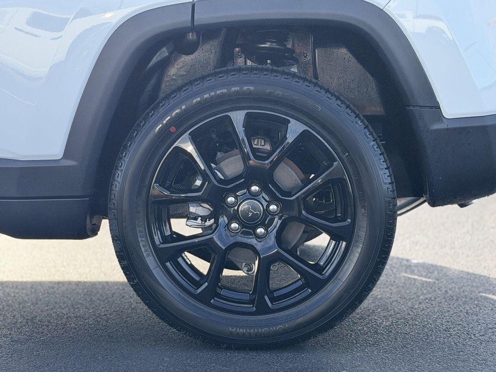 new 2026 Jeep Compass car, priced at $32,505