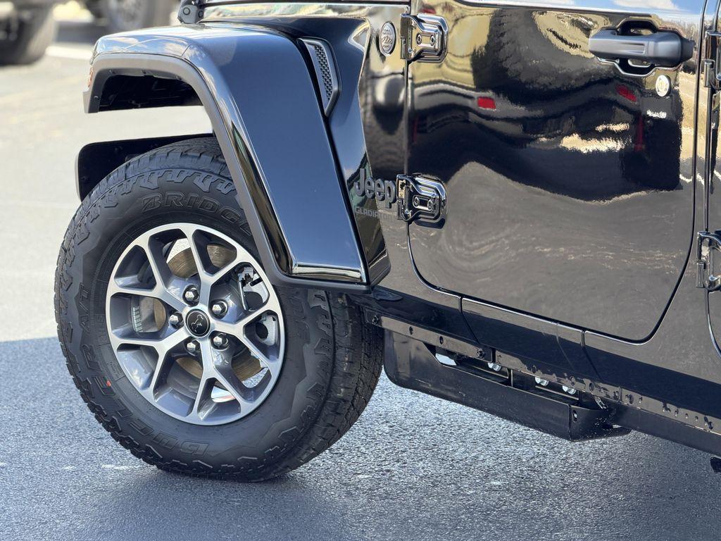 new 2026 Jeep Gladiator car, priced at $49,350