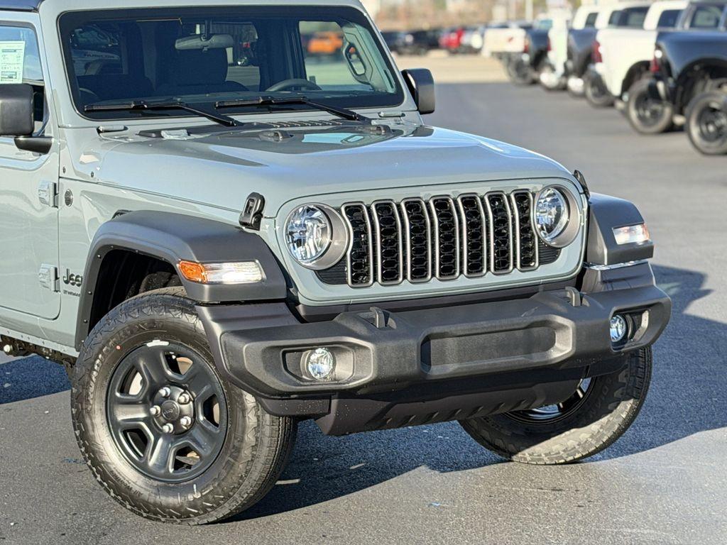 new 2026 Jeep Wrangler car, priced at $40,628