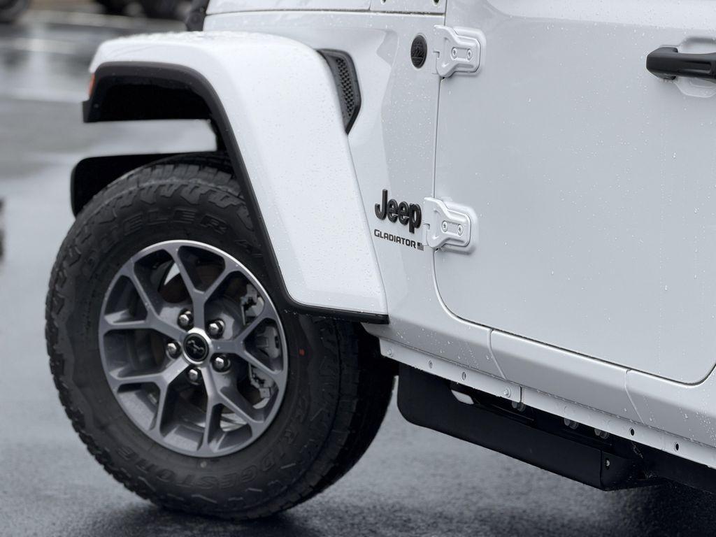 new 2026 Jeep Gladiator car, priced at $48,755
