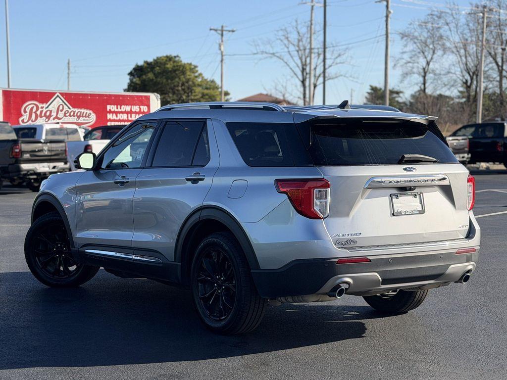 used 2021 Ford Explorer car