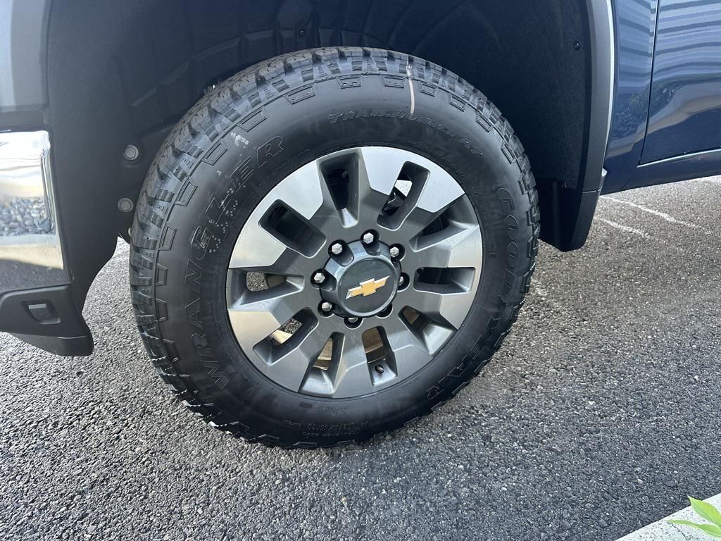 new 2026 Chevrolet Silverado 2500 car, priced at $65,000