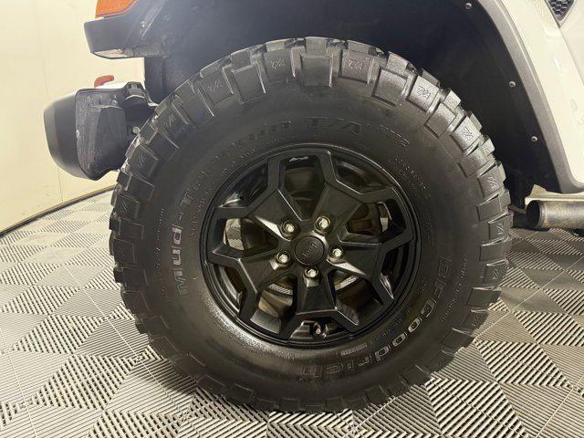 used 2022 Jeep Gladiator car, priced at $27,797