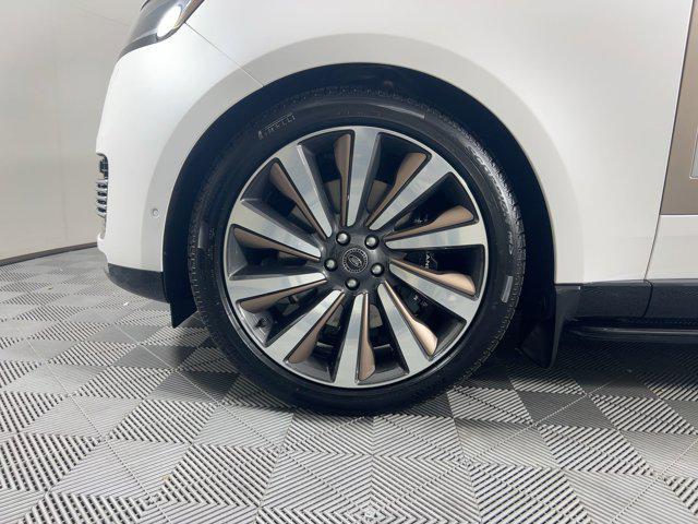 new 2025 Land Rover Range Rover car, priced at $293,160