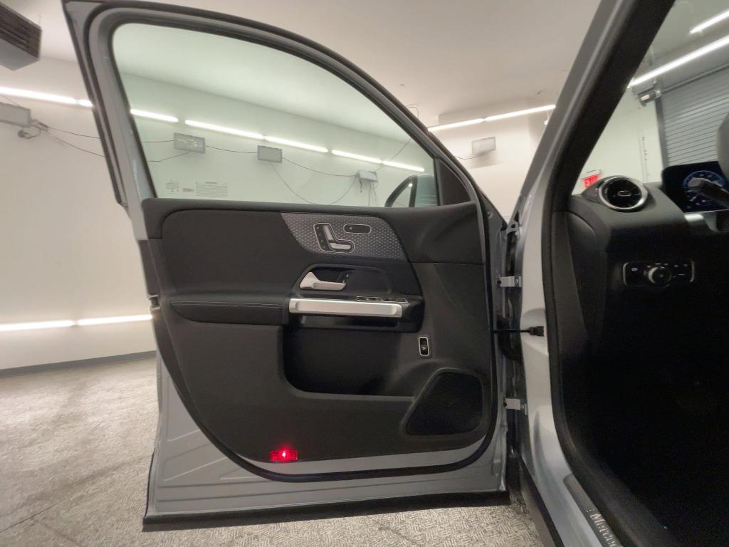 used 2026 Mercedes-Benz GLB 250 car, priced at $40,299