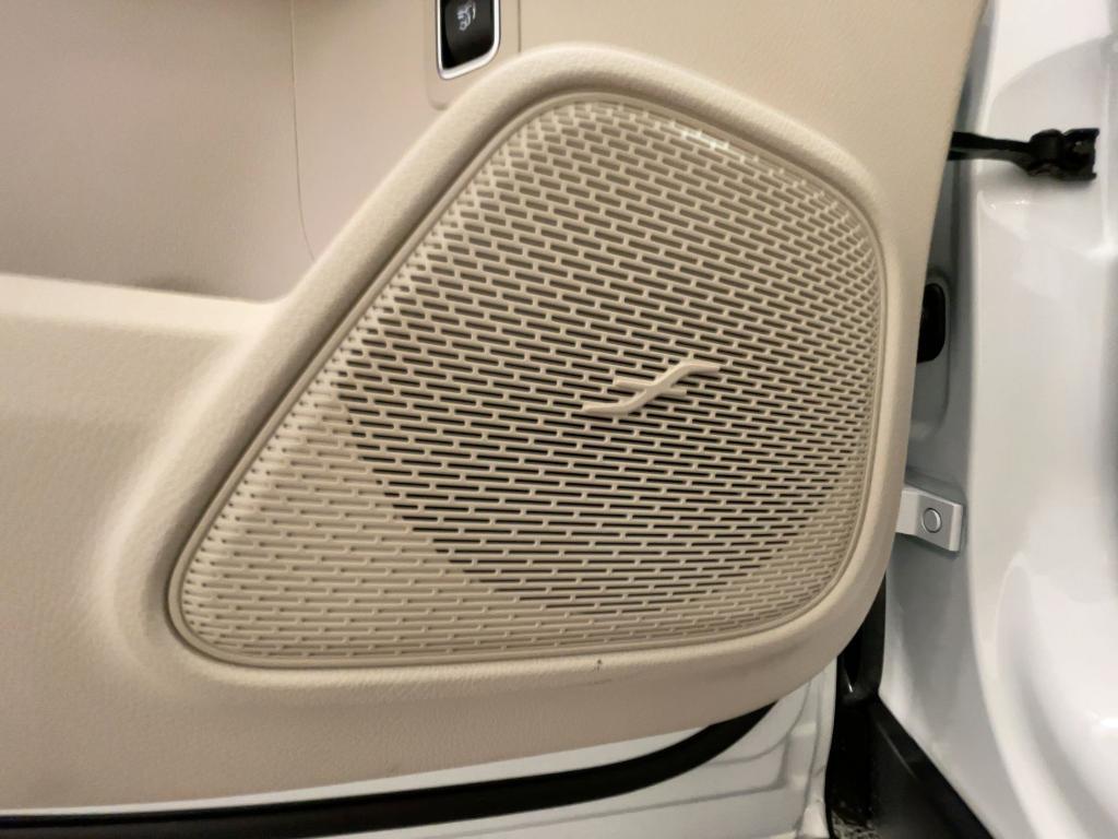 new 2026 Mercedes-Benz GLB 250 car, priced at $50,095