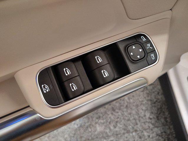 new 2026 Mercedes-Benz GLA 250 car, priced at $47,445