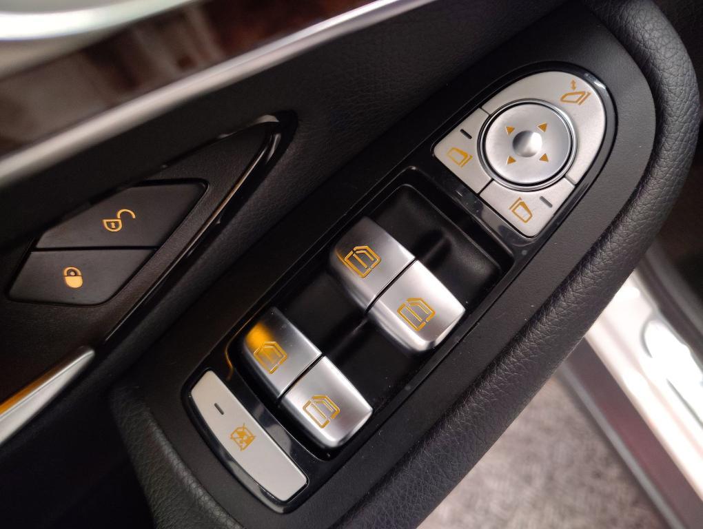 used 2017 Mercedes-Benz GLC 300 car, priced at $12,398