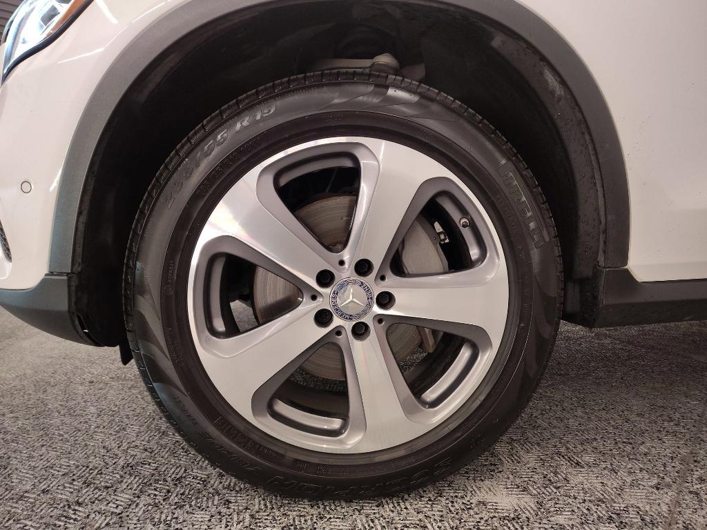 used 2022 Mercedes-Benz GLC 300 car, priced at $27,999