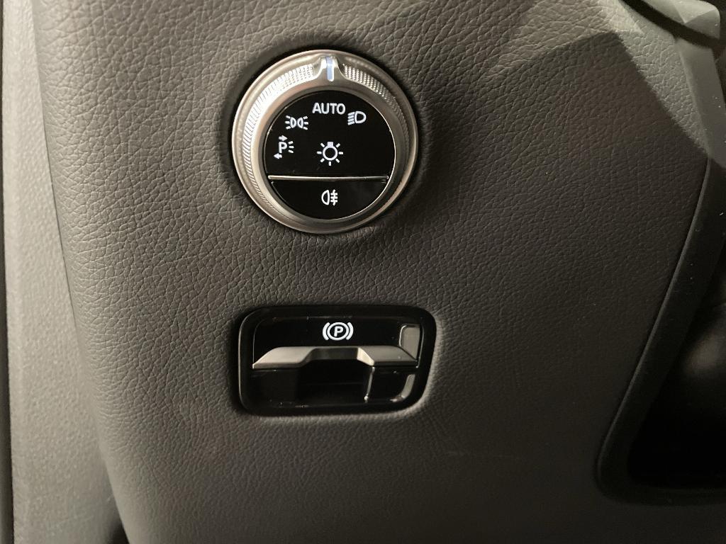 new 2026 Mercedes-Benz GLC 300 car, priced at $53,235