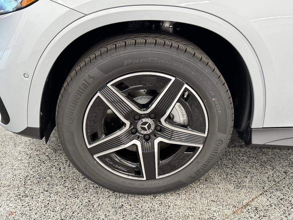 new 2026 Mercedes-Benz GLC 350e car, priced at $67,995