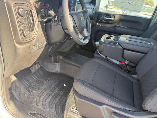 new 2025 Chevrolet Silverado 3500 car, priced at $51,143