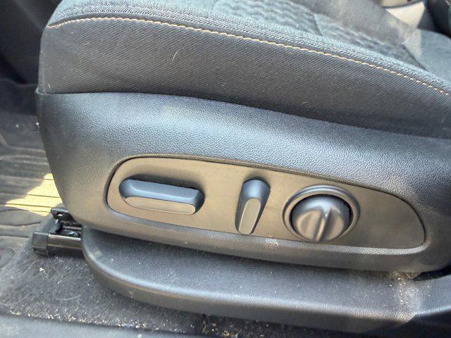 used 2022 Chevrolet Equinox car, priced at $23,150
