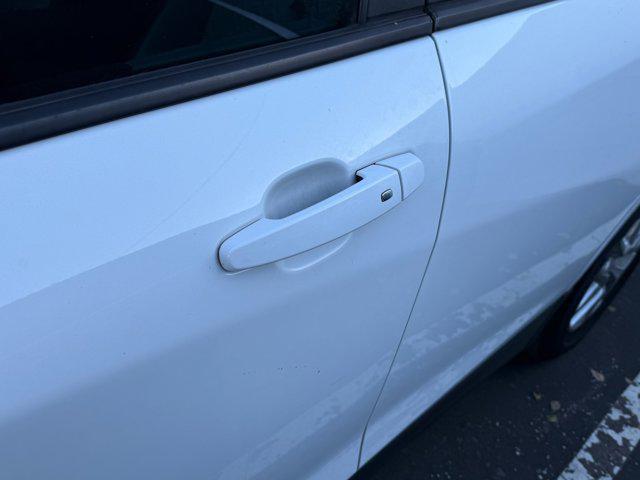 used 2022 Chevrolet Equinox car, priced at $16,000