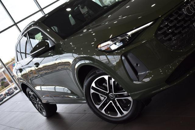 new 2025 Audi Q5 car, priced at $60,385