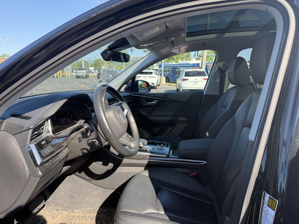 used 2023 Audi Q7 car, priced at $37,411
