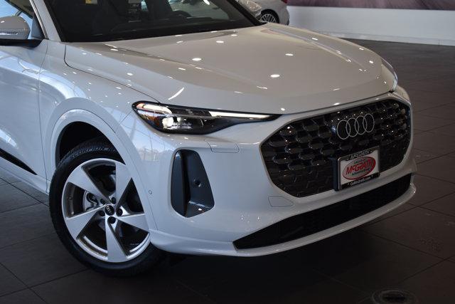 new 2025 Audi Q5 car, priced at $61,950