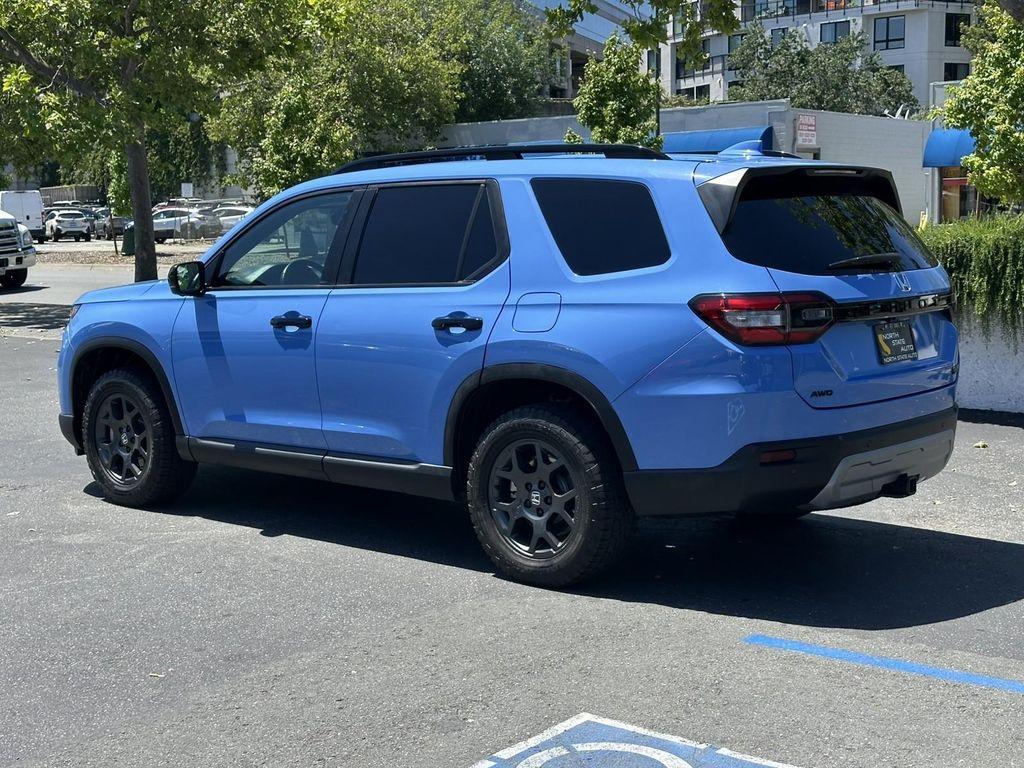 used 2024 Honda Pilot car, priced at $44,000