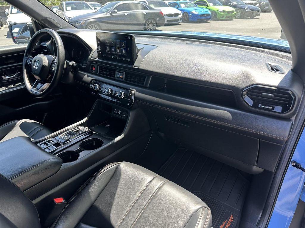 used 2024 Honda Pilot car, priced at $44,000