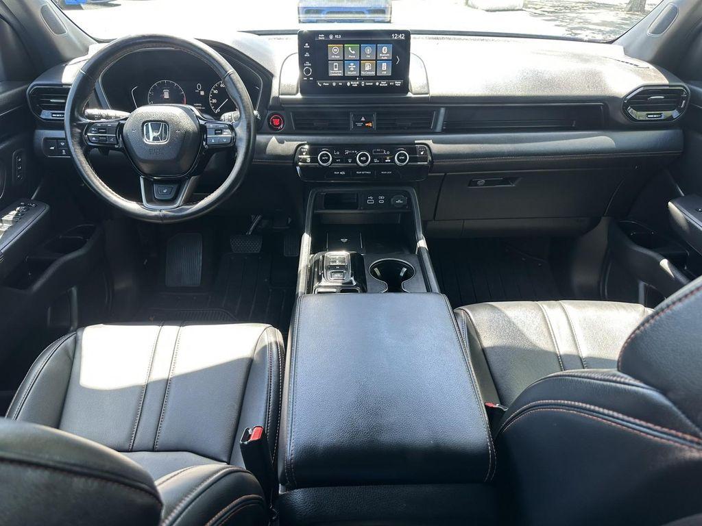 used 2024 Honda Pilot car, priced at $44,000