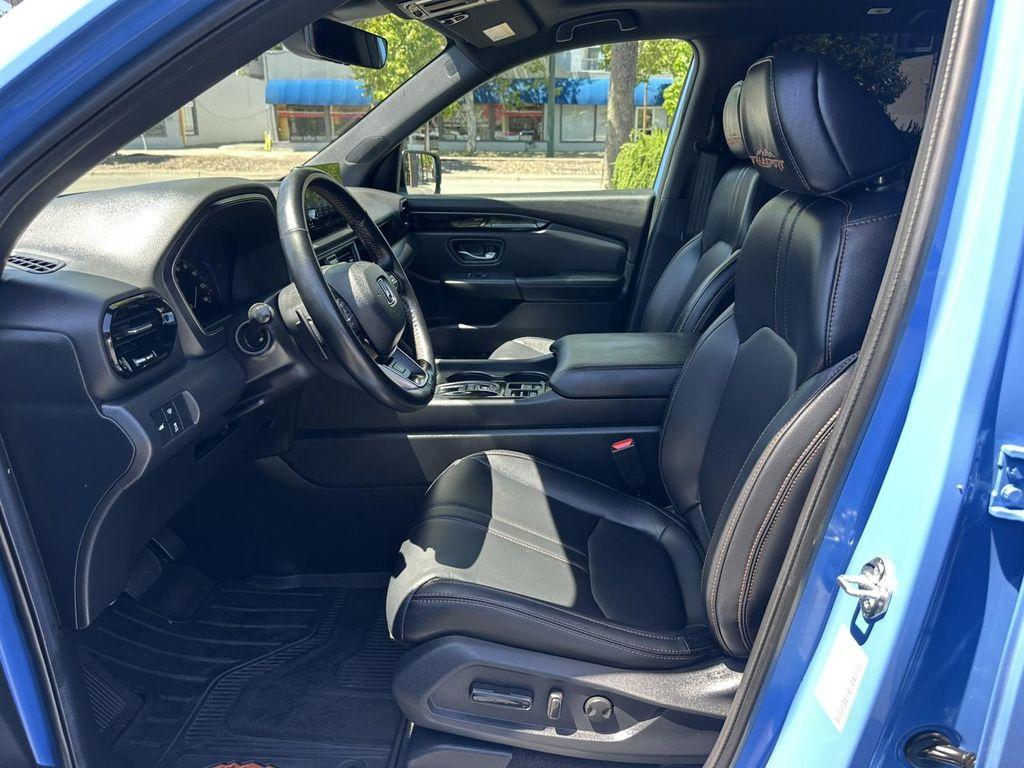 used 2024 Honda Pilot car, priced at $44,000