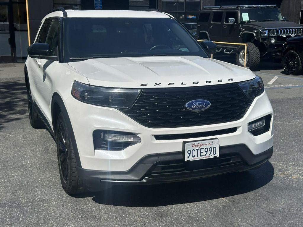 used 2022 Ford Explorer car, priced at $28,000