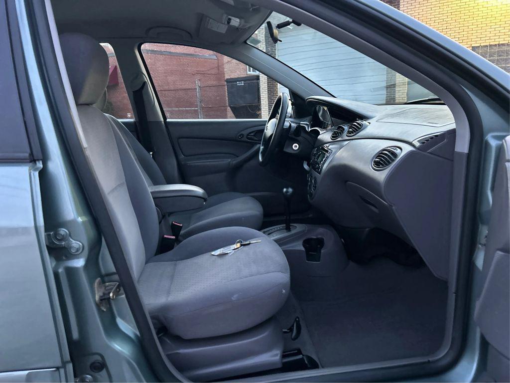 used 2004 Ford Focus car, priced at $3,999