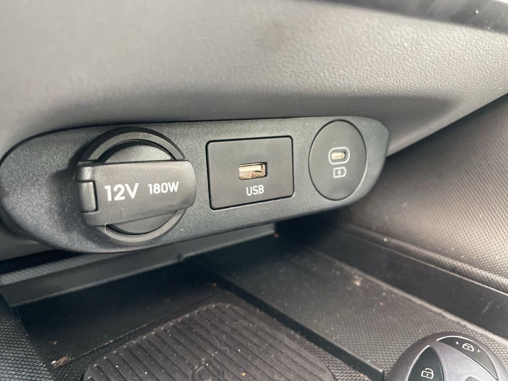 new 2025 Hyundai Elantra car, priced at $25,065