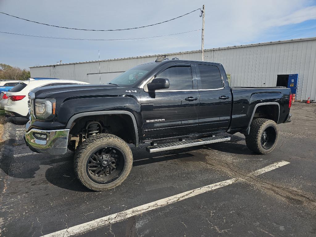 used 2016 GMC Sierra 1500 car, priced at $23,995