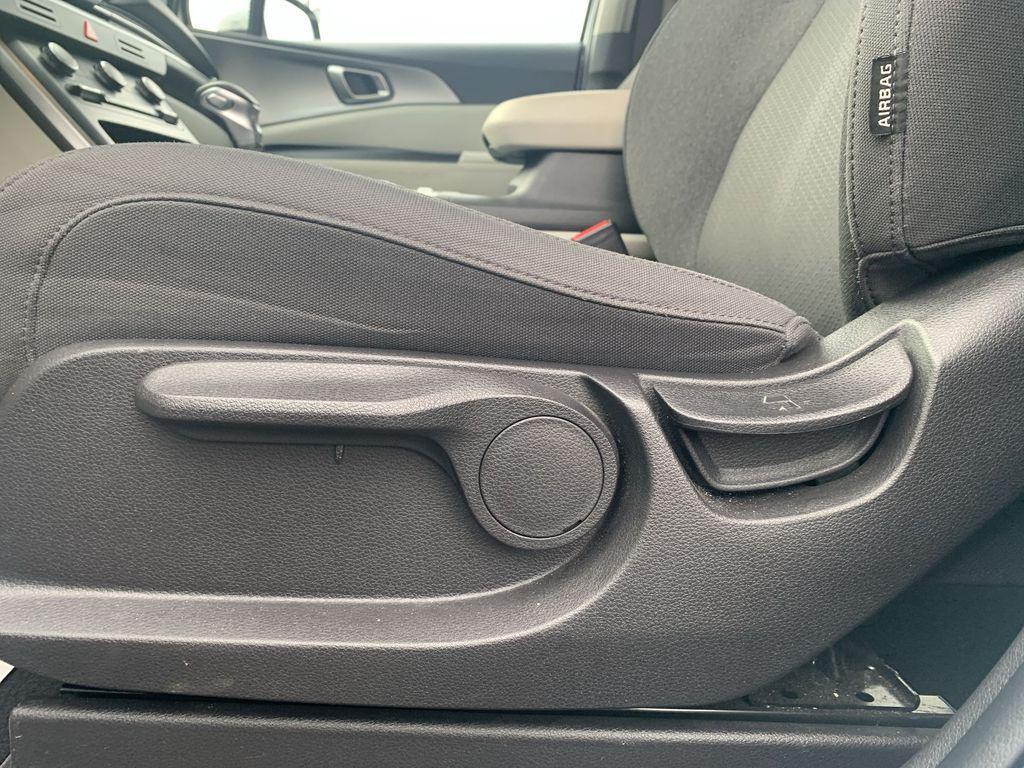 used 2024 Kia Carnival car, priced at $27,923