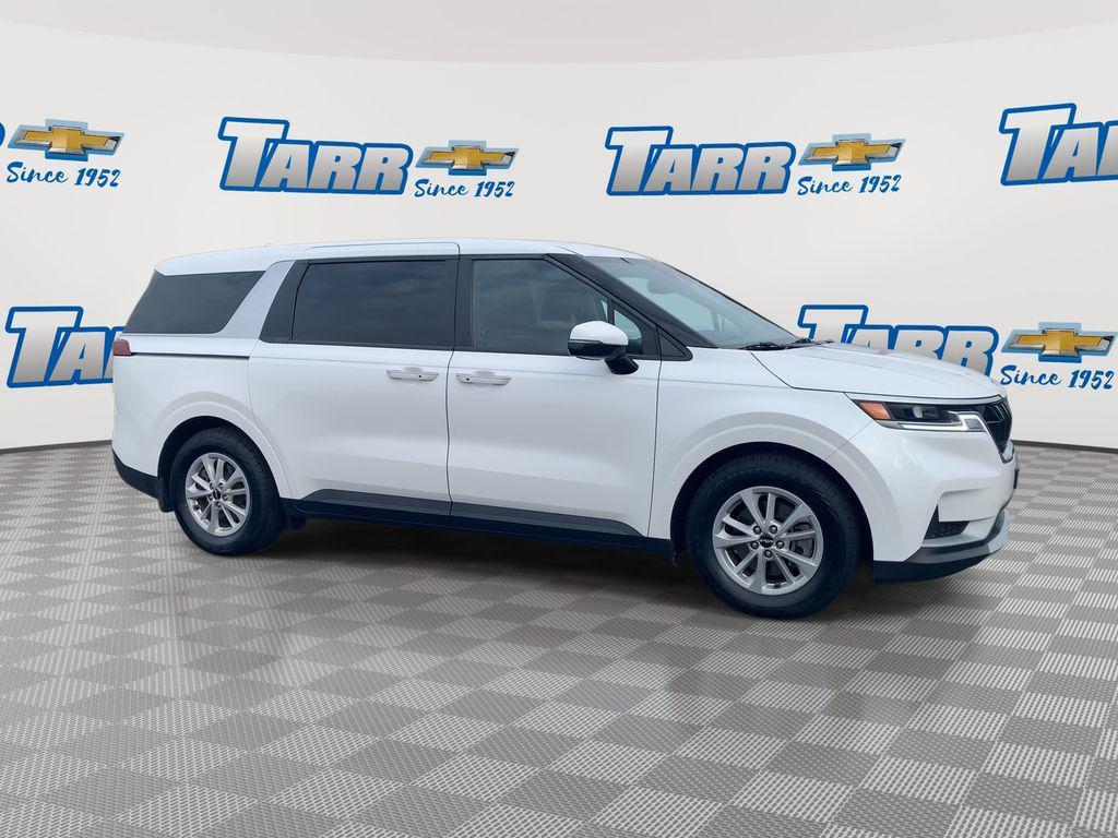 used 2024 Kia Carnival car, priced at $27,923