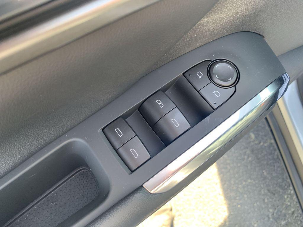 new 2026 Chevrolet Traverse car, priced at $46,840