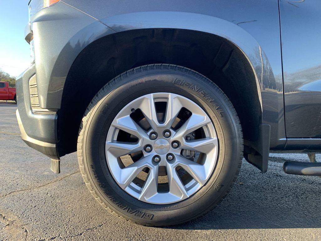 used 2022 Chevrolet Silverado 1500 car, priced at $34,125