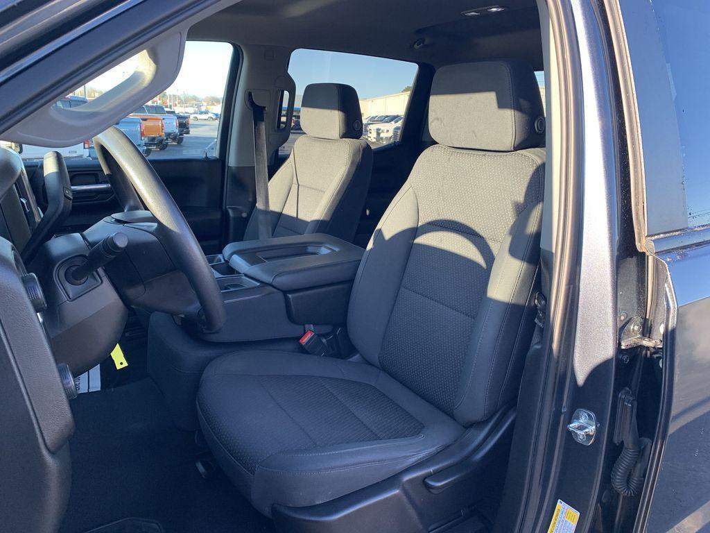 used 2022 Chevrolet Silverado 1500 car, priced at $34,125