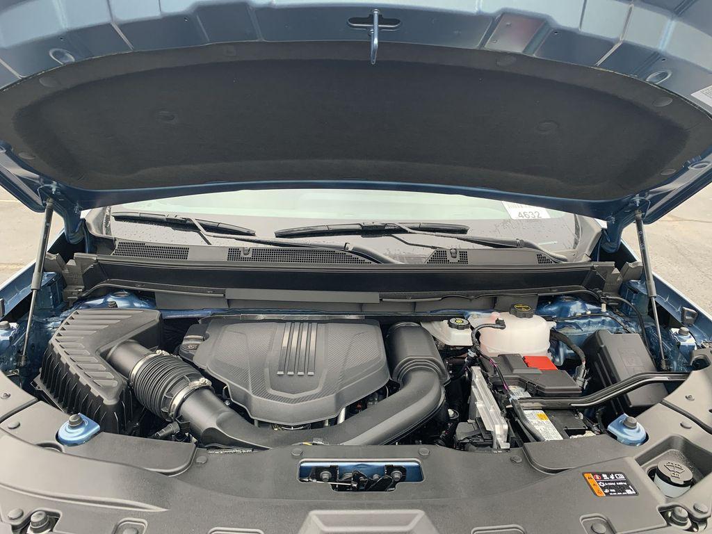 new 2026 Chevrolet Traverse car, priced at $43,117